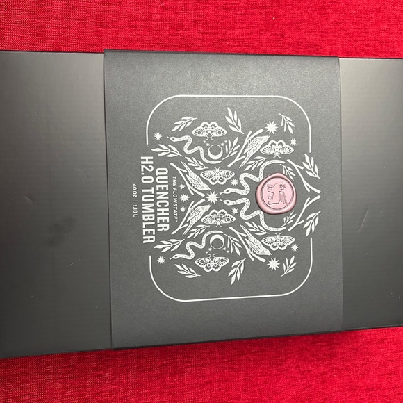 Limited Edition Stanley Halloween 2025 Tumbler - 40oz - Picture 2 of 2